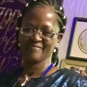 Meet your Posher, Brenda